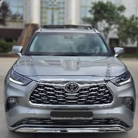 Toyota Highlander 2020