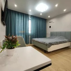 ARENDA 5 MKR 2 KOM