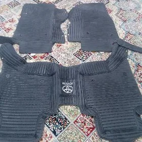 Kobrik Hayluxs