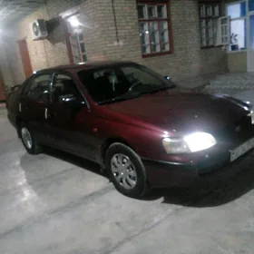 Toyota Carina 1995