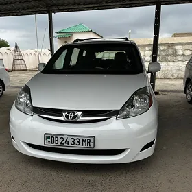 Toyota Sienna 2009