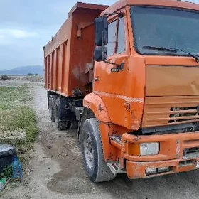Kamaz 6520 2012