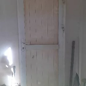 дверь