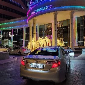 Toyota Camry 2012