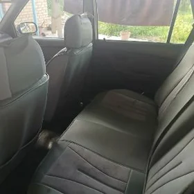 Daewoo Nexia 2013