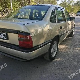Opel Vectra 1992