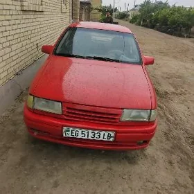 Opel Vectra 1989