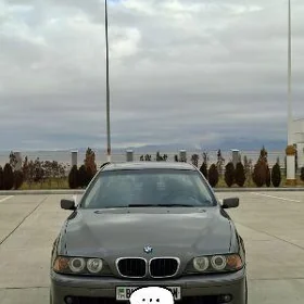 BMW E39 2003