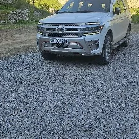 Ford Expedition 2022