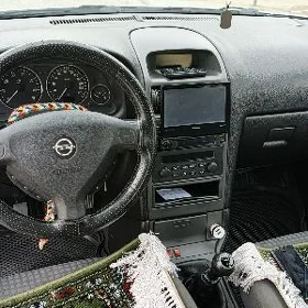Opel Astra 2004