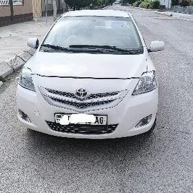 Toyota Yaris 2008