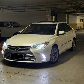 Toyota Camry 2017
