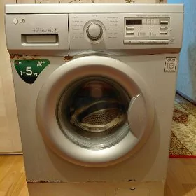Стиральная машина LG 5кг.