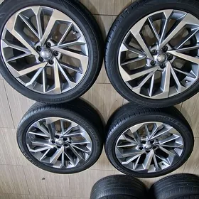 Mitsubishi Outlander R20