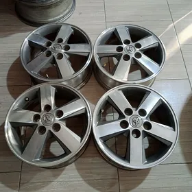 Orginal R15 Camry