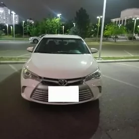 Toyota Camry 2017