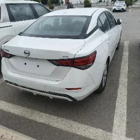 Nissan Sentra 2023