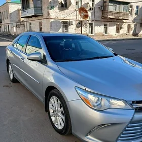 Toyota Camry 2016