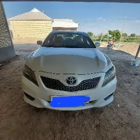 Toyota Camry 2011