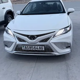 Toyota Camry 2022