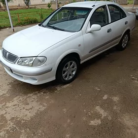 Nissan Sunny 2002
