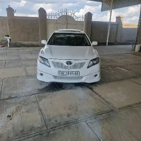 Toyota Camry 2010