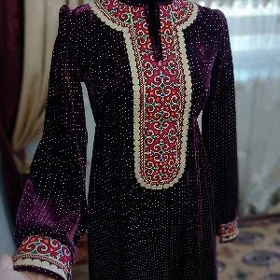gyzyl pombah