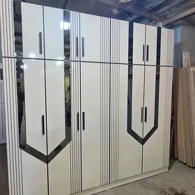 Mebel taze