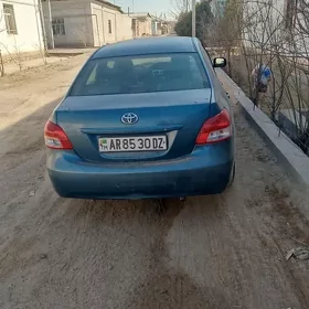 Toyota Yaris 2008