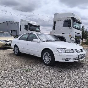 Toyota Camry 1998
