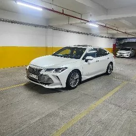 Toyota Avalon 2018