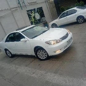 Toyota Camry 2004