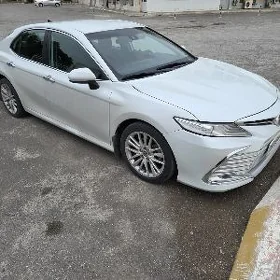 Toyota Camry 2020