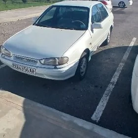 Hyundai Elantra 1996