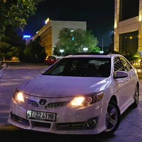 Toyota Camry 2013