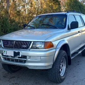 Mitsubishi Montero Sport 1999