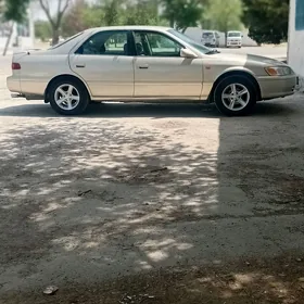 Toyota Camry 1999