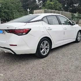 Nissan Sentra 2020