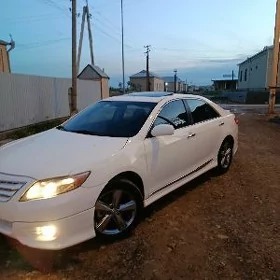 Toyota Camry 2011