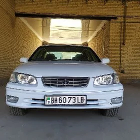 Toyota Camry 1999