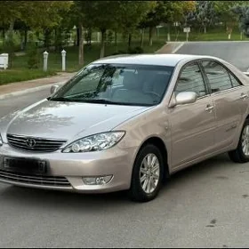 Toyota Camry 2005