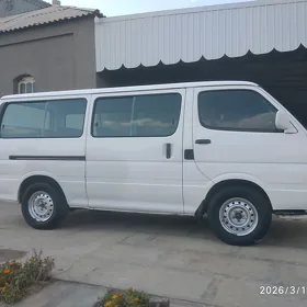 Toyota Hiace 2004