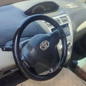Toyota Yaris 2007