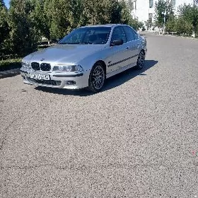 BMW E39 2001