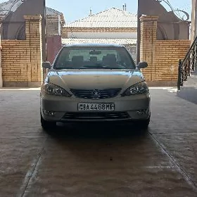 Toyota Camry 2005