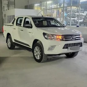 Toyota Hilux 2020