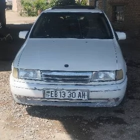 Opel Vectra 1992