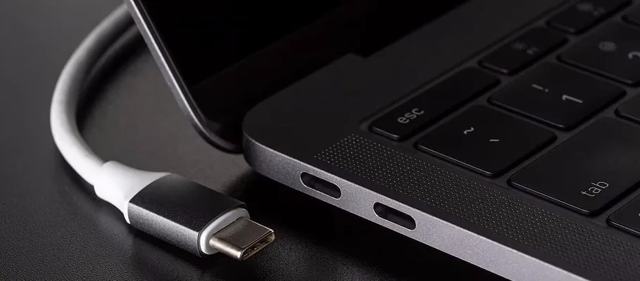 В Евросоюзе USB-C стал обязательным стандартом зарядки для новых ноутбуков