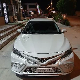 Toyota Camry 2022