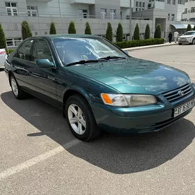 Toyota Camry 1998